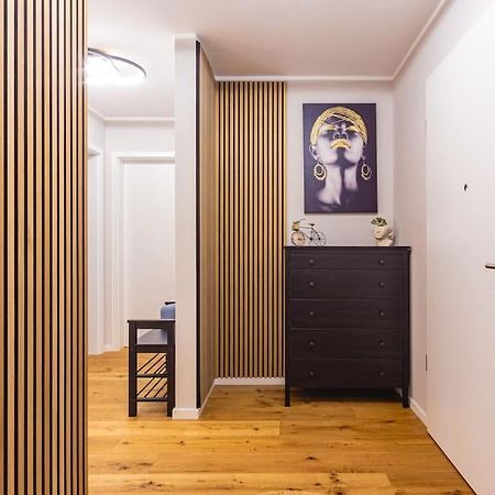 A&V Apartments Wunderschoene Penthouse Wohnung Moers Exterior foto